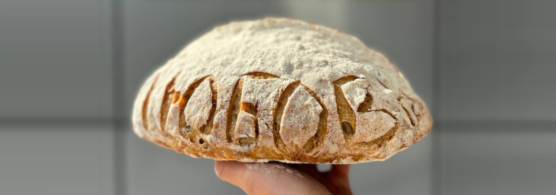 Поздравляем со Всемирным днём хлеба!<br />
Хлеб - это больше, чем продукт.  Это аромат детства, тепло дома, символ щедрости и труда.